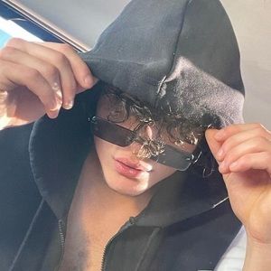 Meet your Posher, Ali